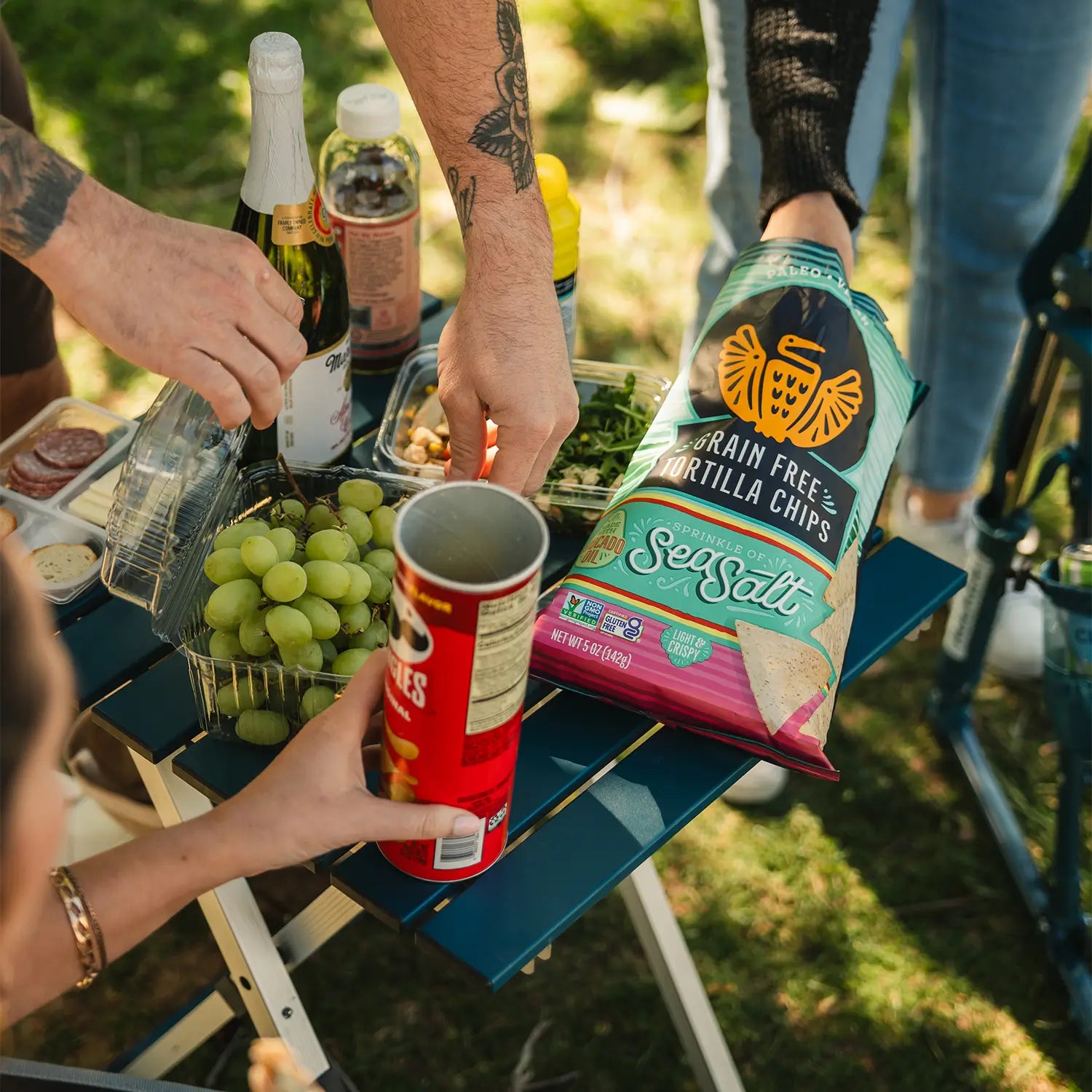 Compact Camp Table 20 | Featured Outdoor Choice | Outlandridge 81FC
